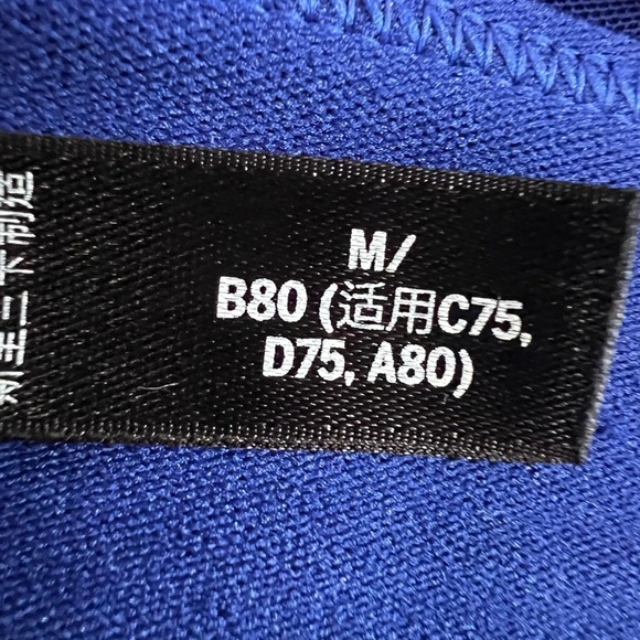 Victoria’s Secret VSX Crossback Sports Bra Size M - Picture 13 of 13